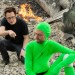 Marvel's Guardians Of The Galaxy..Director James Gunn on set with actor Sean Gunn (Rocket Racoon performance capture)..Ph: Jay Maidment..©Marvel 2014